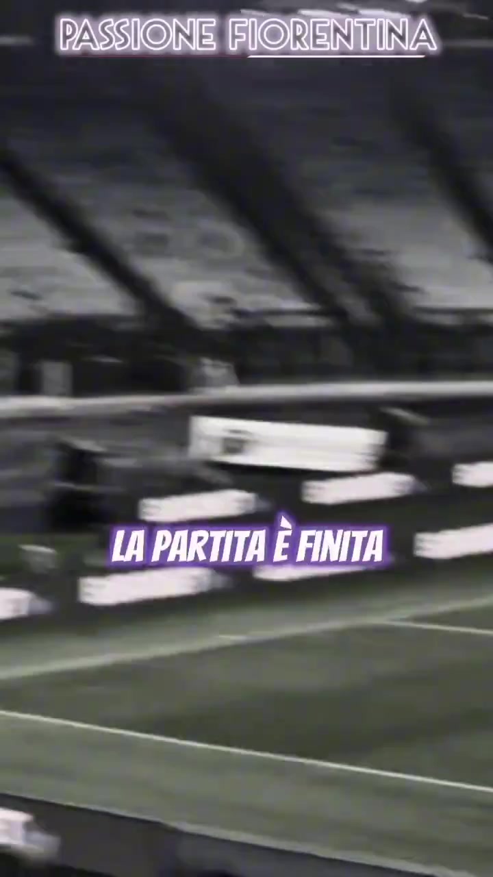 金年会体育思绪万千！佛罗伦萨赛后，博维一个人走入球场看了一分多钟