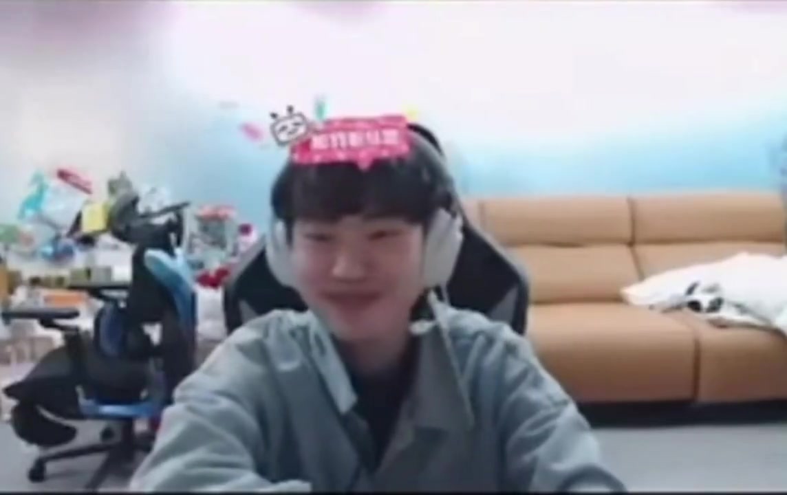 金年会体育讲点Bin道话🤣knight：喜欢天亮还是天黑 天亮能联想到很多事情