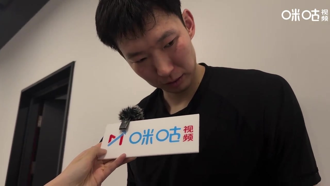 jinnianhui金年会北京全场16次失误！周琦：球队在关键时刻处理球还是有点犹豫