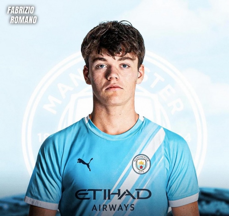 金年会金字招牌诚信至上罗马诺：尼潘刚抵达曼市&周一接受体检，交易完成&转会费1500万欧